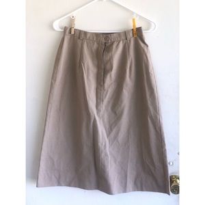 Khaki hi-rise midi skirt with back pocket